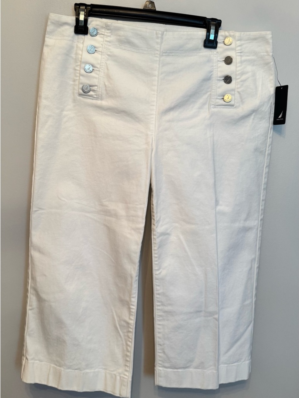 Nautica White Button-Front Capris with Metal Logo Buttons size 12 NWT